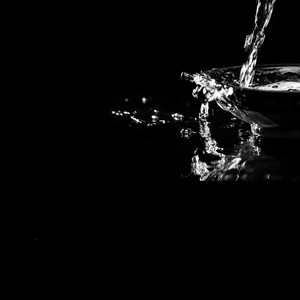 巨乳人妻教師泽井芽衣
